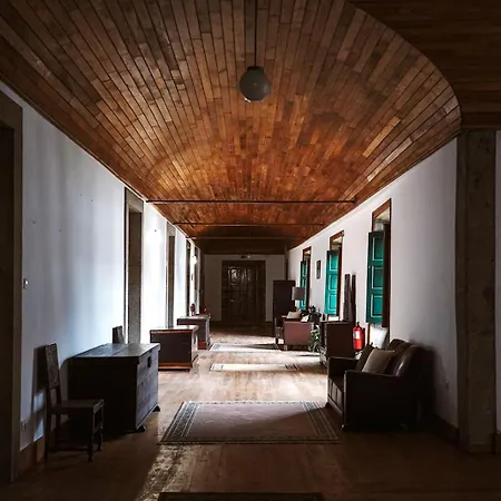 Boanova Convento Cucujaes Гостевой дом Оливейра-ди-Аземейш