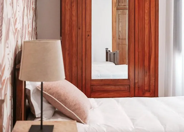 Гостевой дом Boanova Convento Cucujaes Оливейра-ди-Аземейш