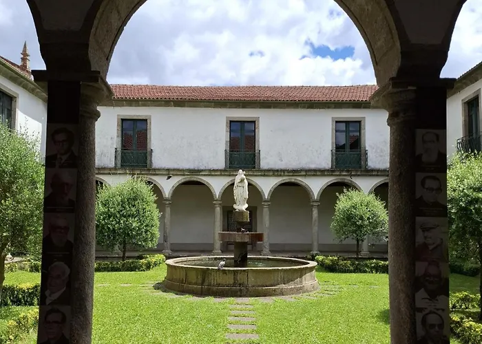 Boanova Convento Cucujaes Гостевой дом Оливейра-ди-Аземейш