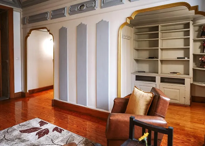 Гостевой дом Boanova Convento Cucujaes Оливейра-ди-Аземейш